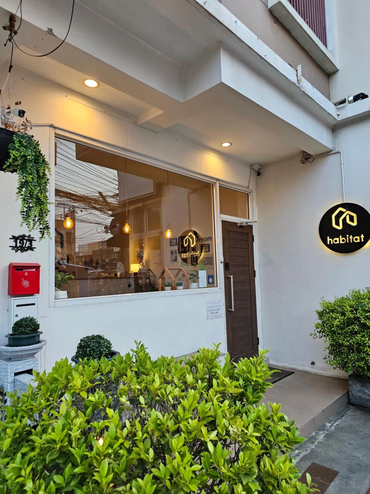 Habitat Hotel Чиангмай Екстериор снимка