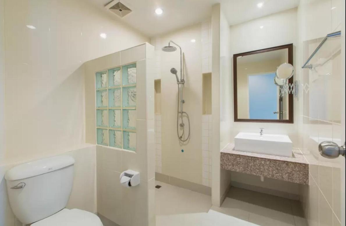 Habitat Hotel Чиангмай Екстериор снимка